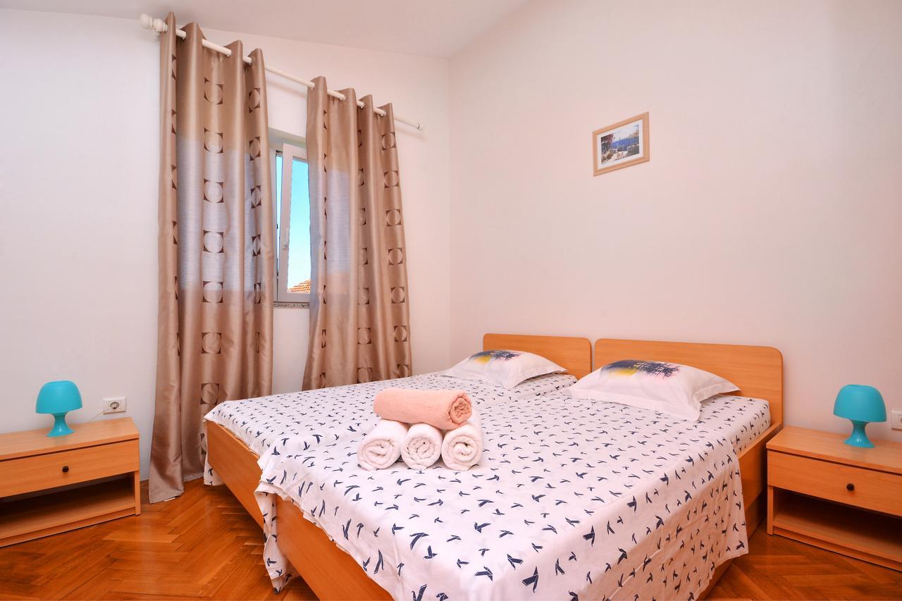 Villa Paris Nečujam Exterior foto